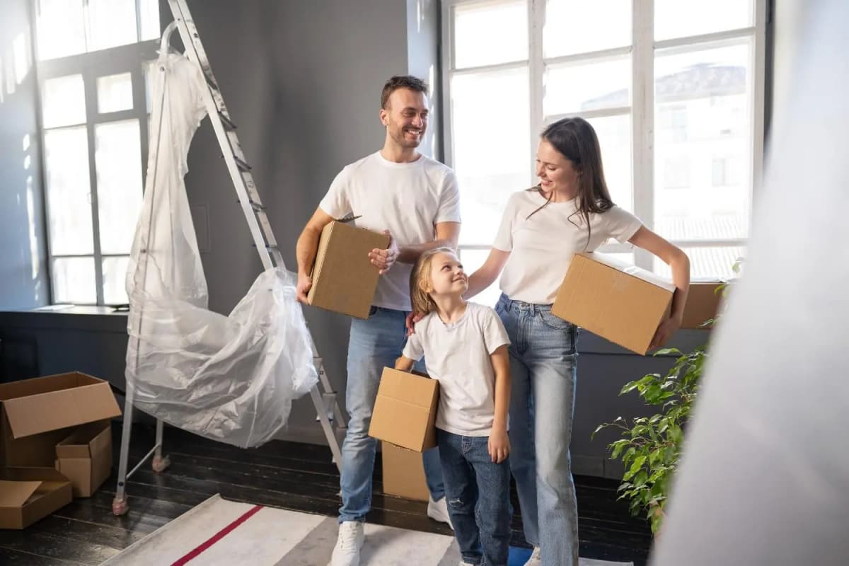 Brisbane to Gold Coast removalists helping a family move house